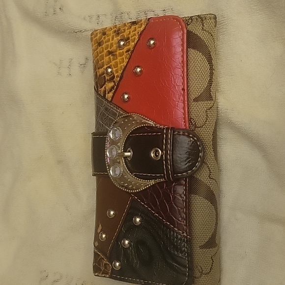 Womens wallet - Picture 1 of 3